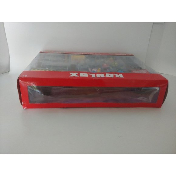 21 Piece Set Roblox Zombie Attack Large Action Figure Playset Age 6+ - Picture 4 of 10